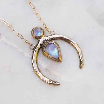 NEW MOON Moonstone Necklace