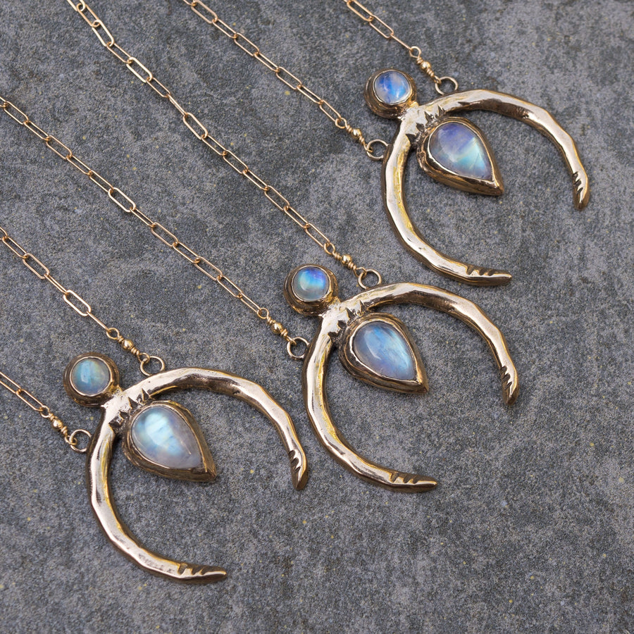 NEW MOON Moonstone Necklace