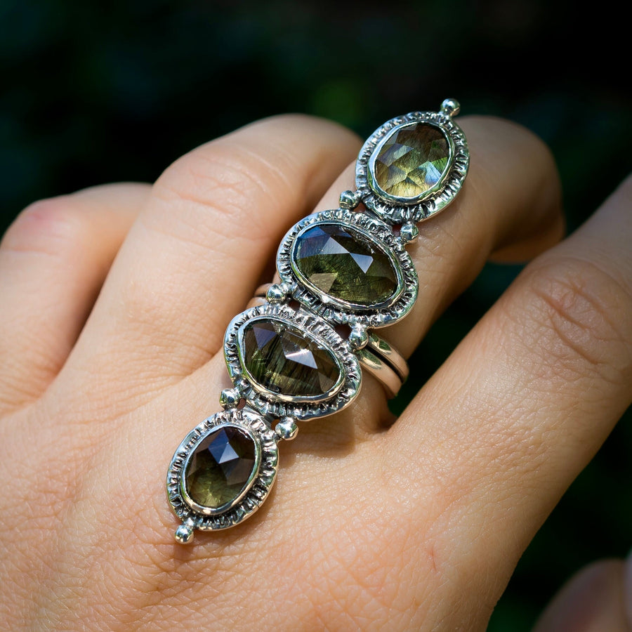 Peridot Lugwidite Gypsy Ring- Sz 8